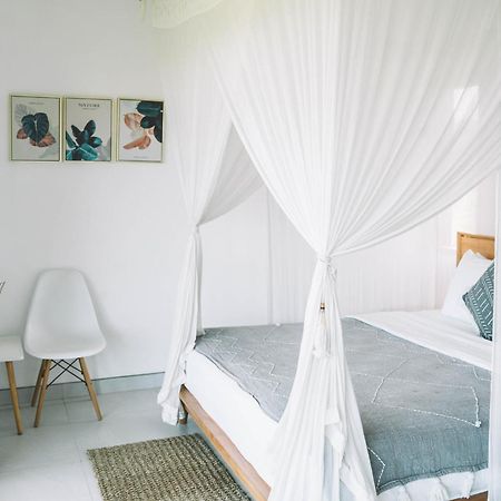 Three Palms Surf & Stay Medewi Airsatang Εξωτερικό φωτογραφία