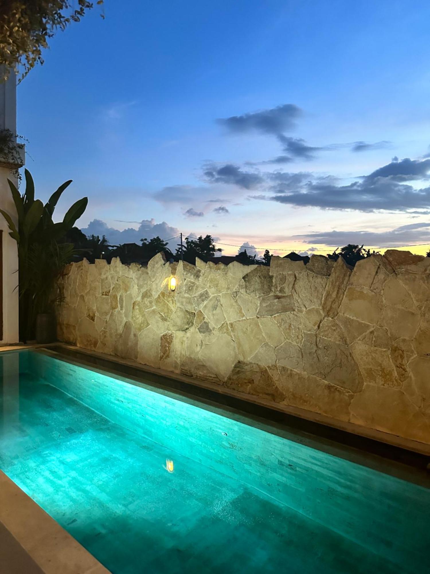 Three Palms Surf & Stay Medewi Airsatang Εξωτερικό φωτογραφία