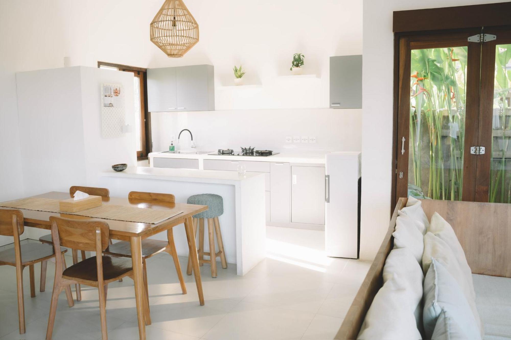 Three Palms Surf & Stay Medewi Airsatang Εξωτερικό φωτογραφία