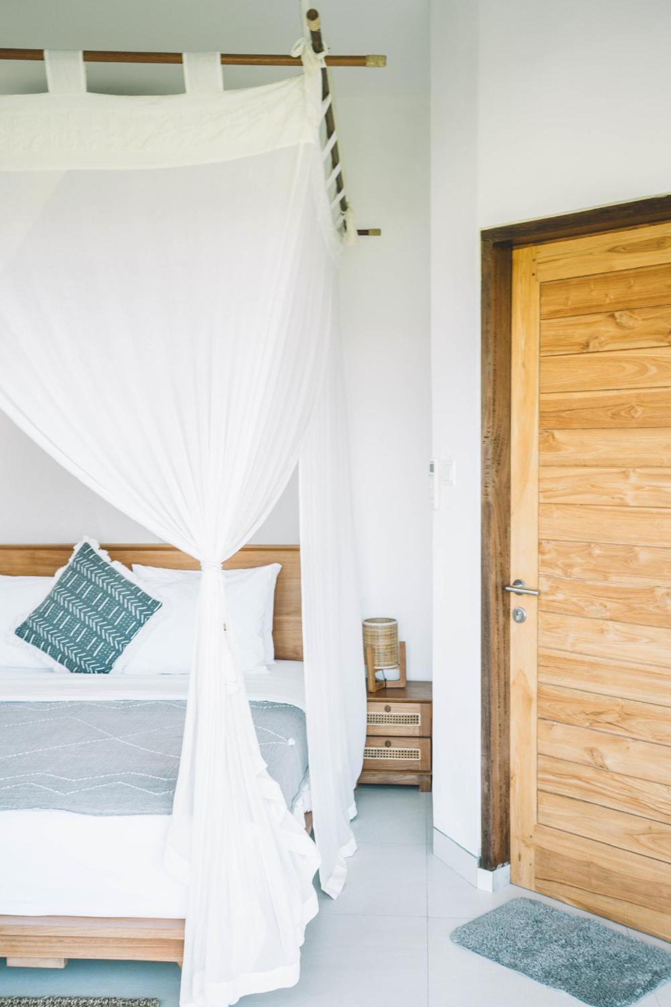 Three Palms Surf & Stay Medewi Airsatang Εξωτερικό φωτογραφία